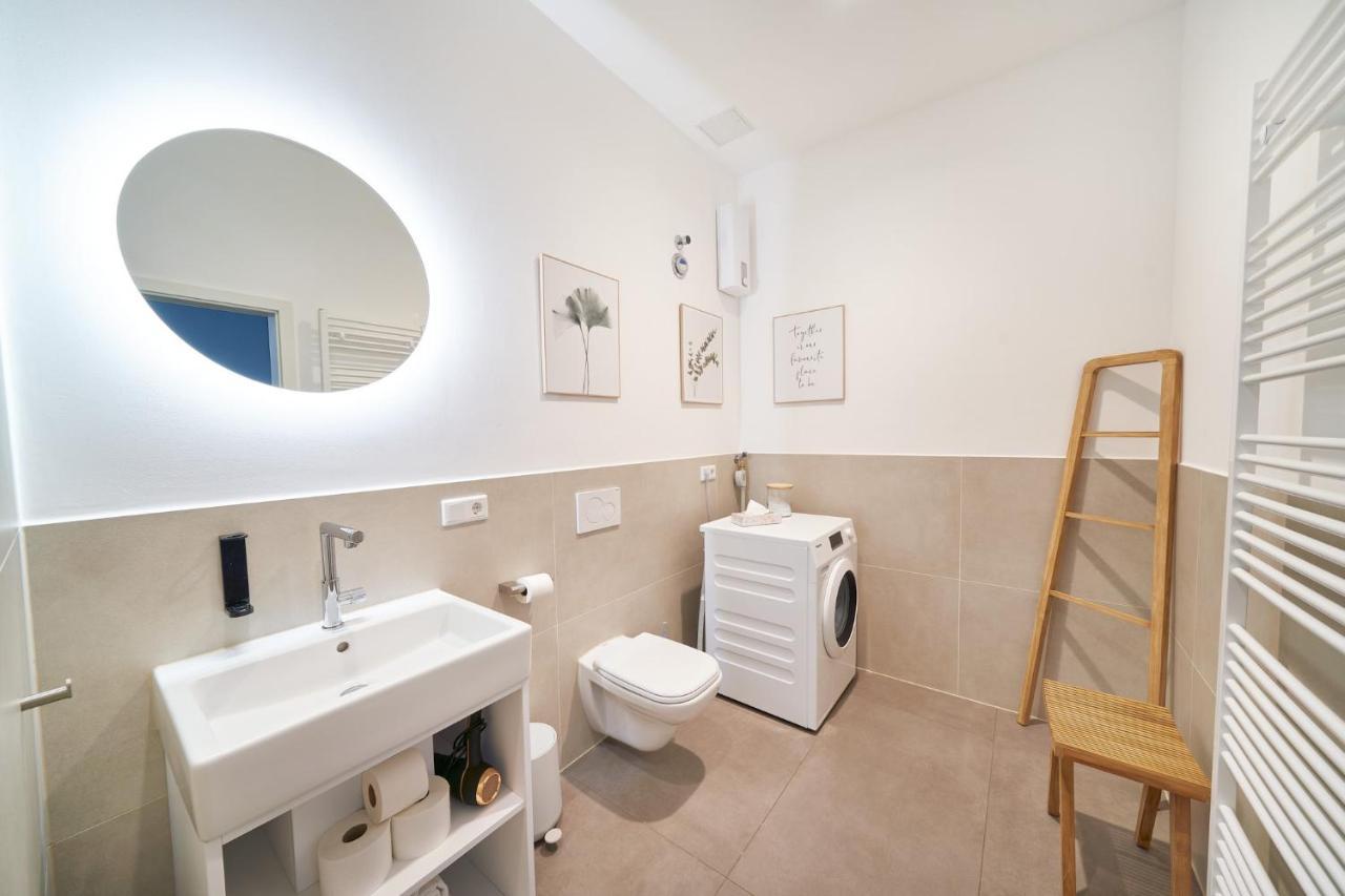 Apartment Design I 3 Personen I Innenstadt I Kueche I Wifi
